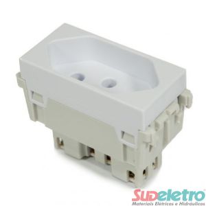 TOMADA 2P+T 10A 250V BRANCO - REFINATTO